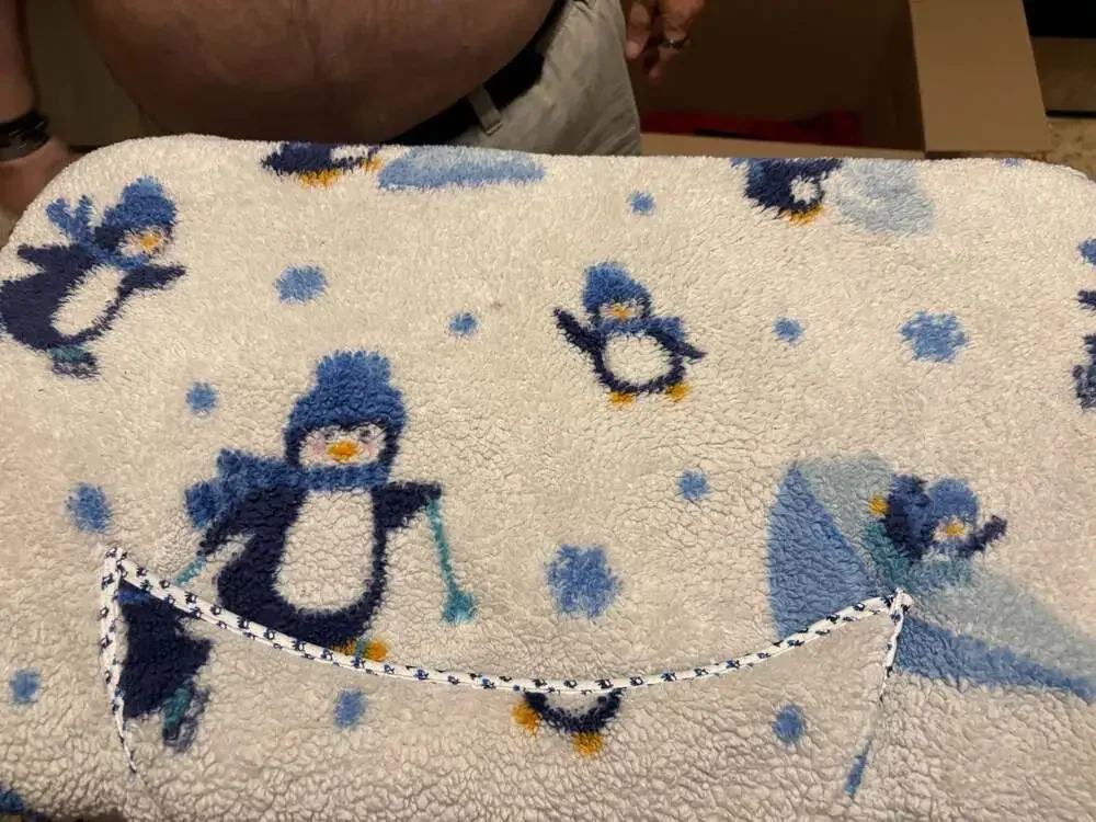 Penguin Print Kids Wearable Hooded Blanket with Pocket